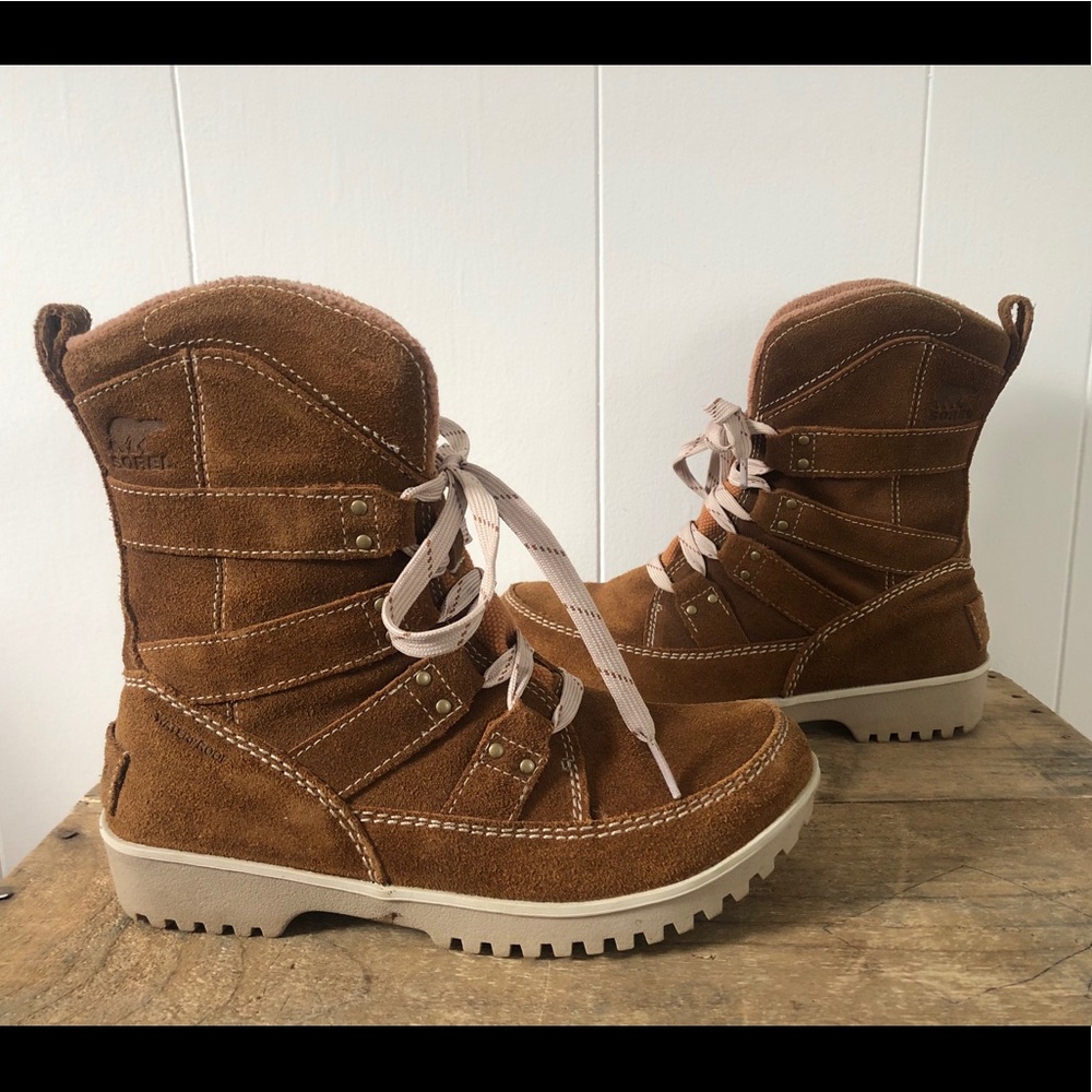 Sorel Meadow Lace Boot, New with box, 6.5